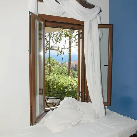 Appartement Assos Caldera